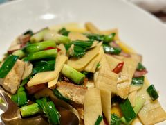 青蒜冬笋炒咸肉-海味世家·家常菜馆(明州里店)