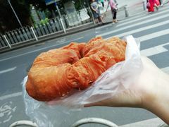 咸煎饼-伍湛记 · 广州老字号(龙津中路店)