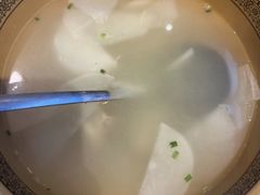 -富正毅三下锅·湘西韵味(天门山索道店)