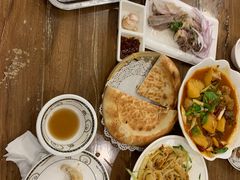 -贯贯吉·清真餐厅(浙江中路店)