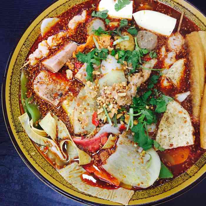 周极品特色冒菜(二中店)