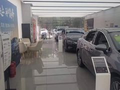 -比亚迪汽车王朝网(易能环耀银海大厦城市展厅)
