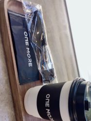 -变画·发型STUDIO