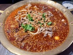 -张翻越·川渝冒菜·武汉黑鸭煲(城北万象城店)