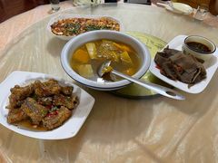 -洪霞餐馆