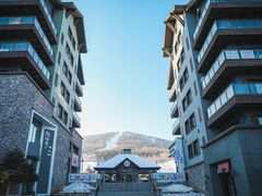 -中旅松花湖滑雪场