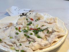 -德林酸菜鱼火锅(南丹店)
