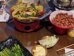 -神府路壹号·海鲜烧烤·砂锅粥·锅物(三坊七巷店)