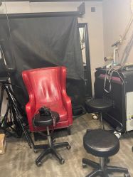 -鳌首刺青纹身 穿孔饰品店