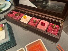 -左庭右院鲜牛肉火锅黑金店(陆家嘴中心店)