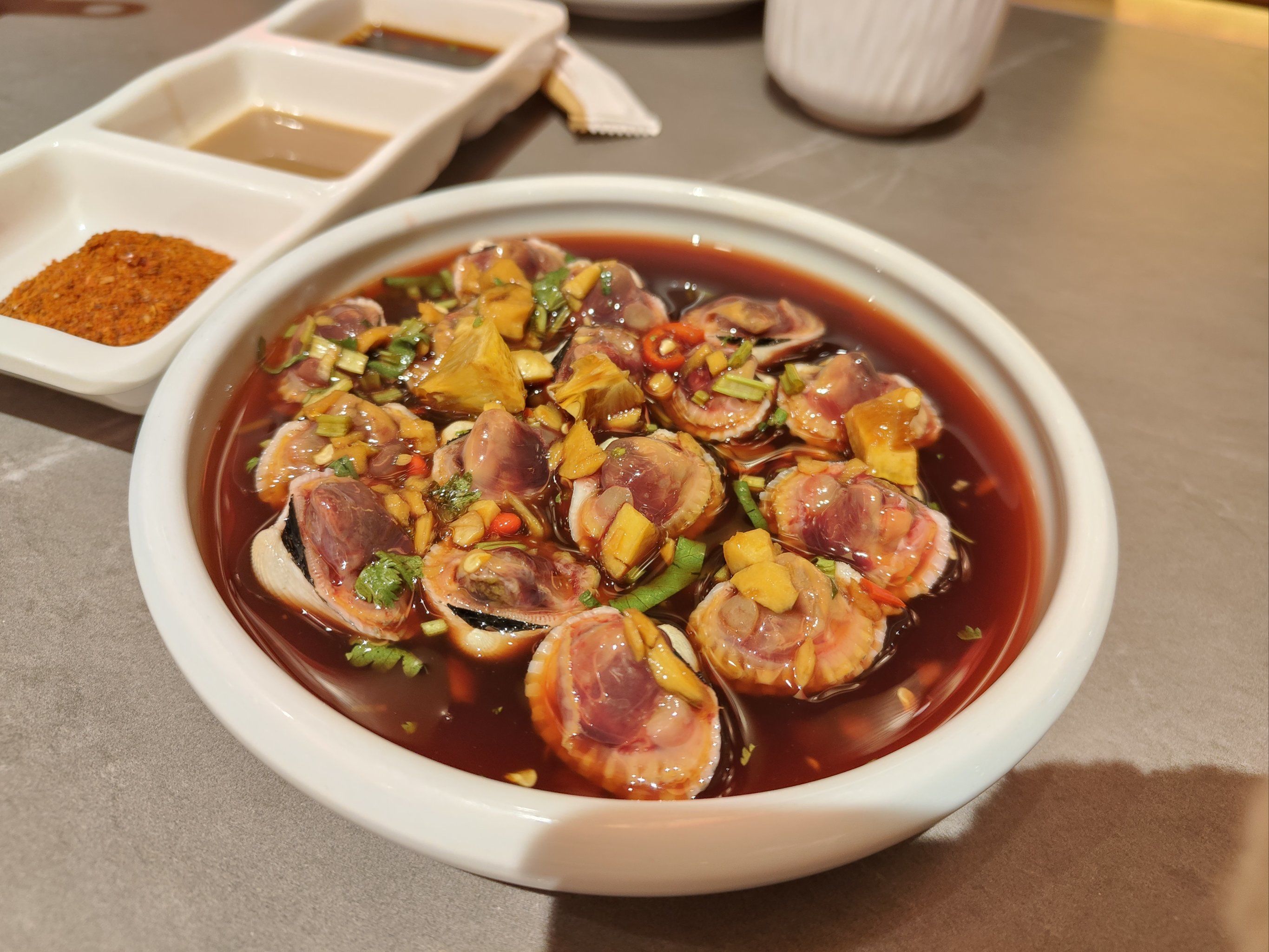 谁还没来吃5.9元的生腌血蛤