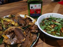 -万记麻辣烫国展总店