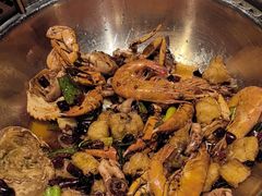 -七欣天香辣蟹火锅(上海银亿滨江店)