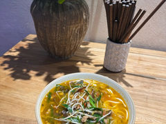 -粉八·云南米线·建水烧烤(常熟路店)