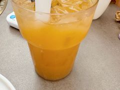 -锅飘飘·东北铁锅炖(雨花客厅店)