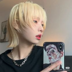 -时尚殿堂明星门店