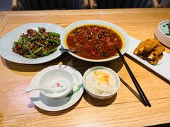 -荷花亭·湖北融合菜(十堰武商MALL店)