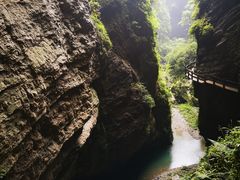 -龙水峡地缝景区