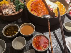 -三出山火锅(南京万象天地店)