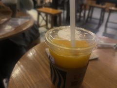 -星巴克(成都天府水街店)
