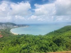 -三亚湾海居铂尔曼度假酒店