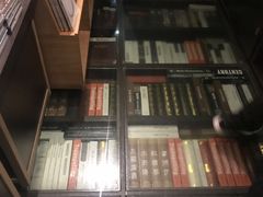 -钟书阁(松江泰晤士小镇店)