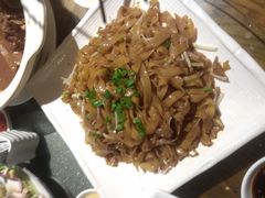 -彩蝶谷美食廊·粤式经典南番顺·铁板烧烤泰风味(广州长隆酒店)