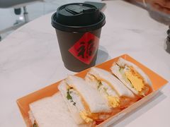 -遇见小面(站西路店)