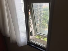 外窗-如家酒店(武汉长江大桥钟家村地铁站店)