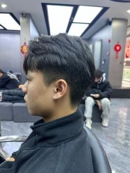 -米可造型烫发染发