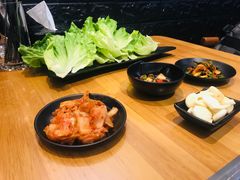 -肉甲韩国木炭烤肉(新壹街1店)