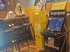 -伯爵·沉浸式超级密室·直营店