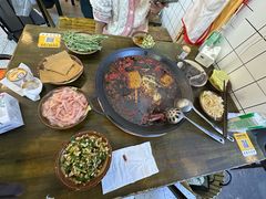 -黄潇洒老火锅(九眼桥宏济巷店)