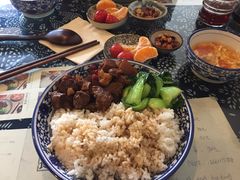 -蜗牛小馆醉乡民谣云南菜(惠新西里店)