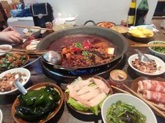 -四小区火锅·巷子里的重庆火锅(花照壁店)