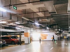 -创智天地-停车场