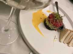 牛肉塔塔配牛油果黑橄榄酱-Solo(衡山路店)