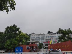 -刚砂锅鸡丝米线