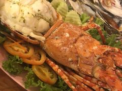 -J Daeng Seafood