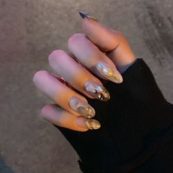 渐变-Touch Nail·品质·美甲美睫