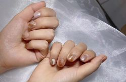 -UGIRL有个美甲