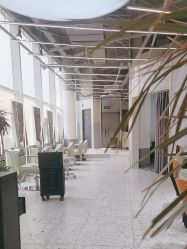-PE SALON 