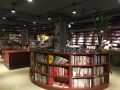 -新华书店(印象城店)