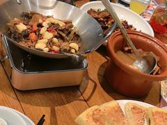 -黄泥岗·地道湖北菜(奥特莱斯店)