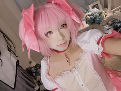 -米游妙妙屋cosplay换装自拍摄影体验馆