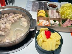-烹然四季椰子鸡火锅(姚家园万象汇店)