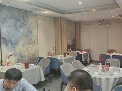 -有红鸡毛店·川菜(建设路店)