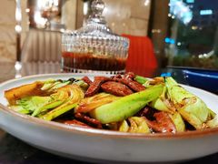 菜梗炒猪肝-菲乐餐厅(三十年经营·湖滨路店)
