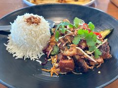 -12 Rocks Beach Bar Cafe