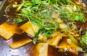 Roast and Stewed Qinghe Fish